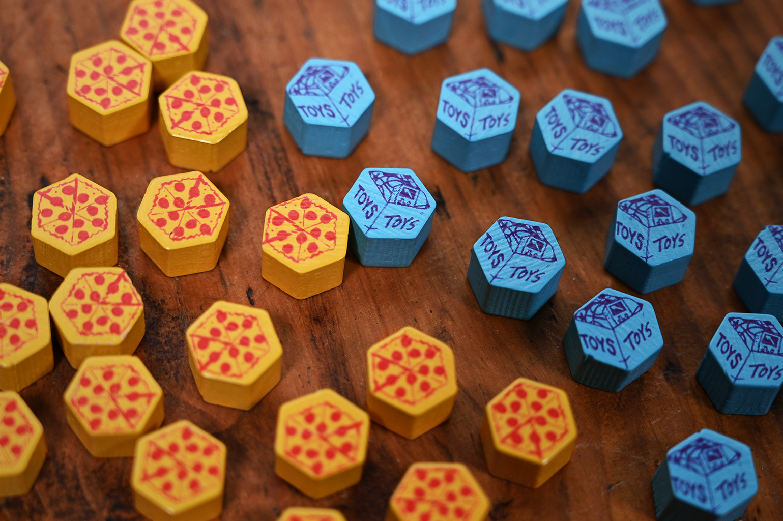 Tokens Fort Fort Card Game | Leder Games